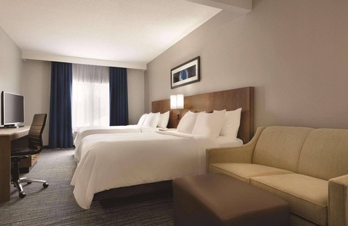 Ames Hotel | Spark by Hilton Ames