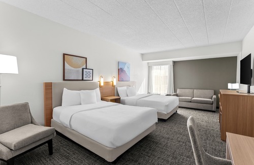 Des Plaines Hotel | Spark by Hilton Des Plaines Chicago O'Hare