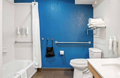 Stevensville Hotel | Spark by Hilton Stevensville