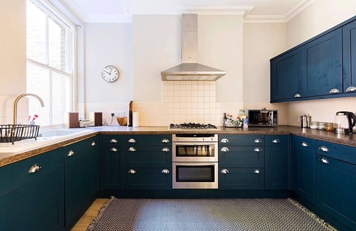 Addison Apartment | Sparkling apartment in Kensington Olympia
