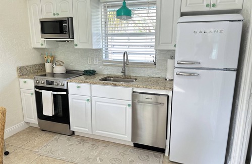 Whitney Beach Villa | Sparkling Clean, Updated 2BR/1BA Beach Condo. Unbeatable Location.