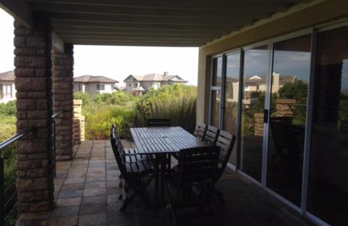 Knysna House | Sparrebosch Golf Stay