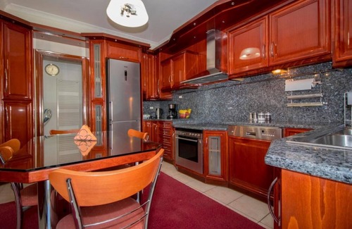 Sparta Apartment | Spartan 5th floor Apartment