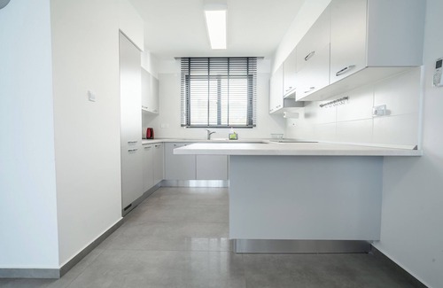 Esentepe Apartment | Spectacular Modern Apartment with Front-line Sea Views and Roof Terrace