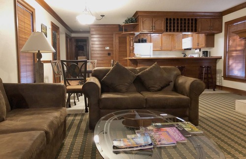 Steamboat Springs Condo | SPECIAL HOLIDAY RATE! On free city bus route! Lots of amenities!