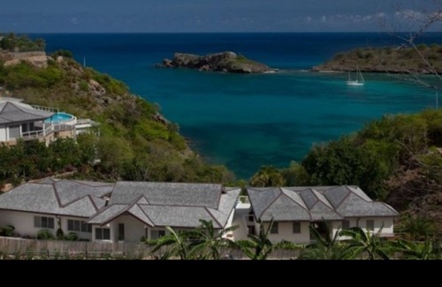 St. John's Villa | *Special rates available on certain weeks* Stunning 5 bedroom villa close to beach in Antigua