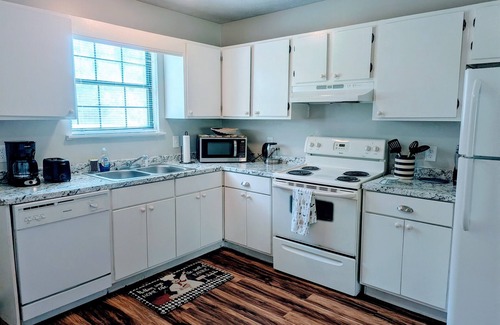 Calhoun House | Special rates through the end of the year