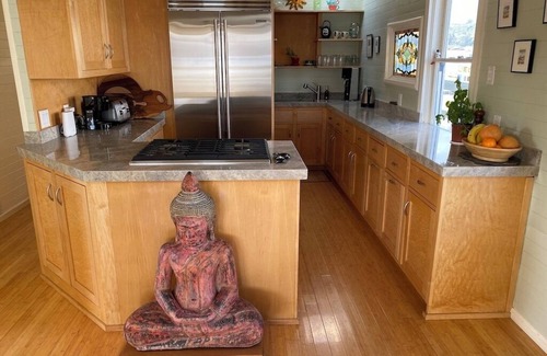 Marin City Boat Rental | Spectacular 3Br/2Ba Houseboat For Rent