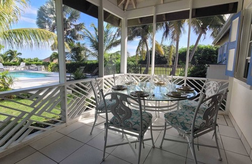 Newcastle Villa | Spectacular Beachfront Villa with Pool: Nevis Palm