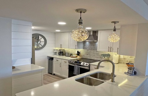 Amelia City Condo | Spectacular condo with 2 king OCEANFRONT bedrooms just steps to the Ritz!