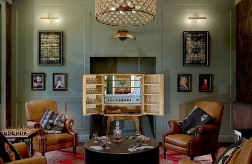 Bridport House | Spectacular, Georgian Rectory, Traditional, Catering Available, Coast 1.5 Miles