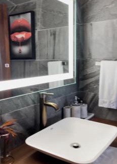 Maalaea Apartment | Spectacular luxury , modern oceanfront condo Maalaea-Kihei ,Maui