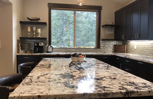 Kingswood Estates House | Spectacular New House Near Lake Tahoe with Private Forested Views - "Rivendell"