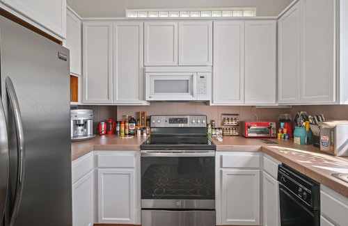 Malibu Villa | Spectacular Ocean & Mountain View Villa