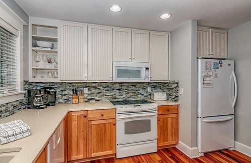 Cape Fear Station House | Spectacular Rental in Cape Fear Station! Access to both clubs; large screened in porch