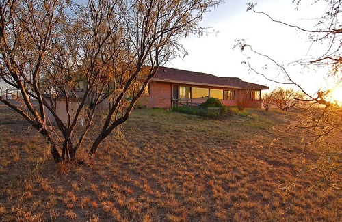 Nogales House | spectacular sunsets and 360 degree views