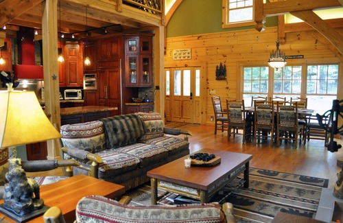 Greentown House | Spectacular Timber Frame Lodge