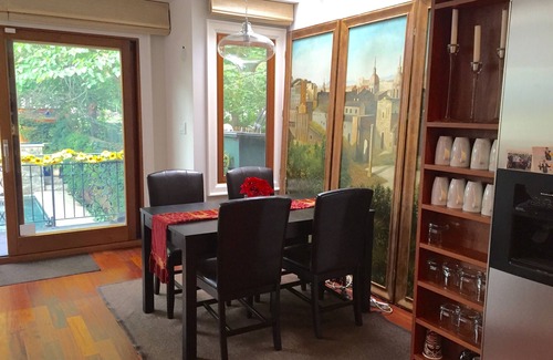 The Beaches House | Spectacular Toronto Home on Beach with Private Pool!