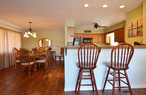 Hot Springs Village House | Spectacular House with Panoramic View of Lake Desoto