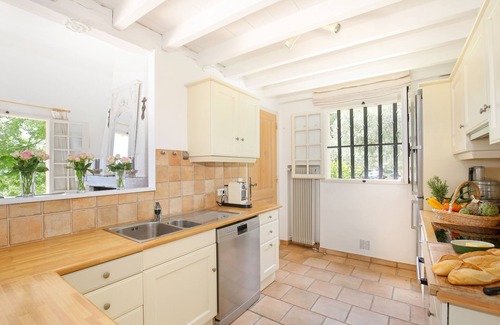 Fayence House | Spectacular Views, Pool & 5-Bedroom Family-Friendly Holiday Home in Provence