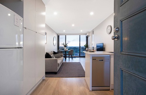 South Perth Apartment | Spectacular Views South Perth1br