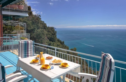 Zoagli Apartment | Spectacular views, wifi, parking(CITRA 010015-LT-0243)