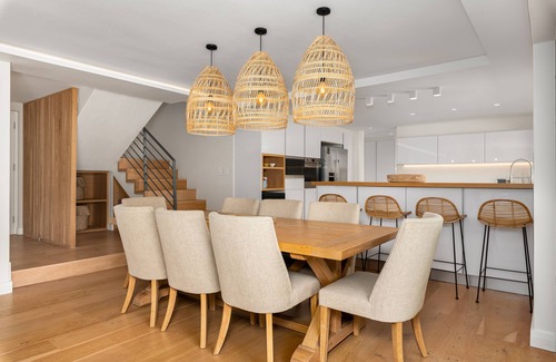 Bloubergstrand Apartment | Spectacular Villa 2 Minutes From The Beach