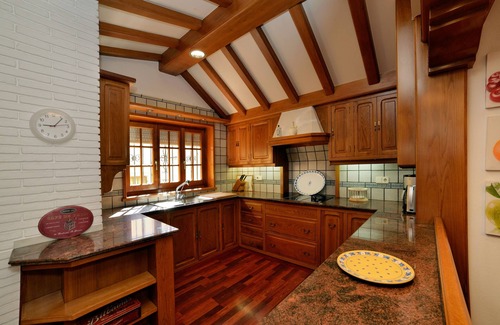 Canet de Mar Villa | Spectacular villa on Barcelona coast - Lagoon-style jacuzzi. wifi, a/c