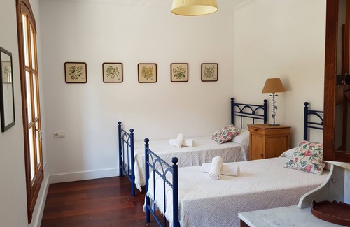 Tamarit House | Spectacular villa in front of the Mediterranean sea