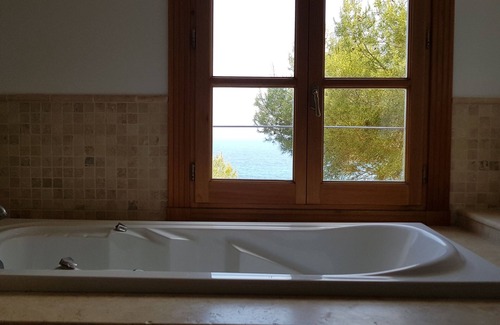 Tamarit House | Spectacular villa in front of the Mediterranean sea