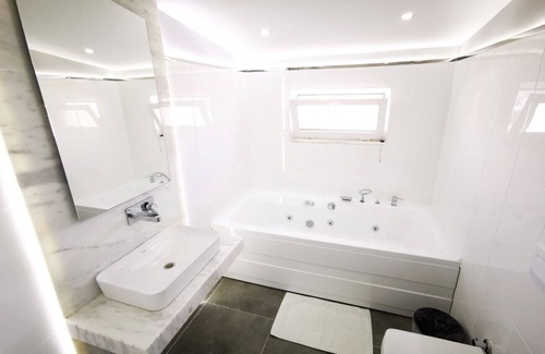 Kadriye Villa | Spectacular Villa with Private Pool in Antalya