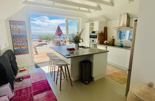 Provincetown Condo | Spectacular Waterfront 2 bedrooms 1,450 sq.ft. condo in the Center of Town.