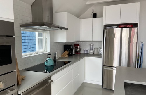 Provincetown Condo | Spectacular Waterfront 2 bedrooms 1,450 sq.ft. condo in the Center of Town.