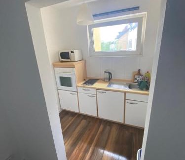 Ruettenscheid Apartment | SpeedStay - Essen Rüttenscheid Apartment
