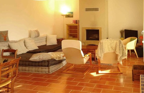Villars House | Spend a wonderful vacation in this beautiful vacation home with private pool!