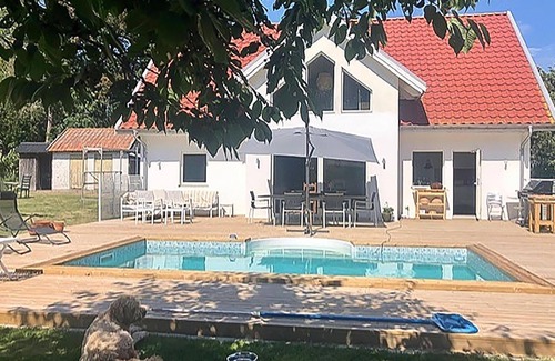 Brantevik House | Spend an unforgettable vacation in this comfortable vacation home with pool!