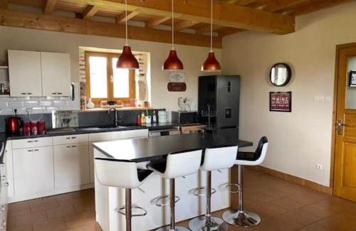 Cressy-sur-Somme House | Spend Christmas in the heart of Burgundy