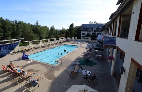 Lincoln Condo | Spend you Vacation in NH White Mountains! Beautiful Pollard Brook Resort Condo!
