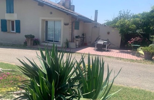 Lamothe-Capdeville Apartment | Spend your winter weekend in the countryside (15 minutes from Montauban)