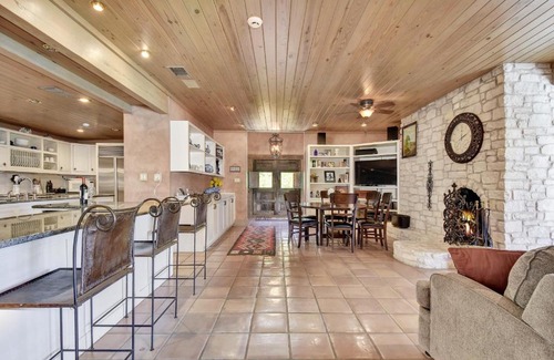 Paleface Lake Country Estates House | Spicewood Sanctuary