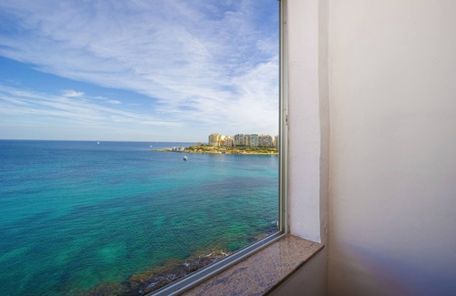 St. Julian's Apartment | Spinola Bay Apartment by Getaways Malta
