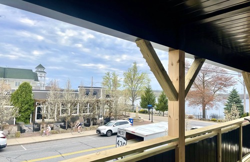 Bemus Point Apartment | Splash Suites ~Newly Built~ Heart of Bemus Point #1