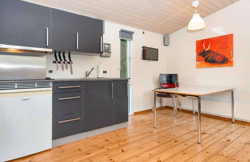 Aabenraa House | Splendid cabin in camping resort