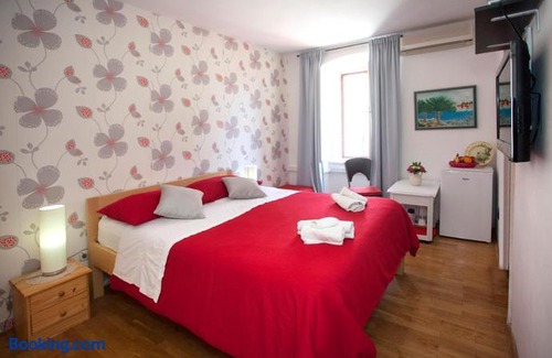 Split Apartment | Split Ann Apartments