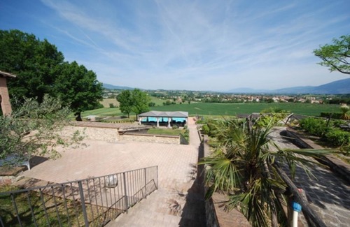 Spoleto Apartment | Spoleto By The Pool, apt.4 - marvellous view, only 0,7 miles from the old tow