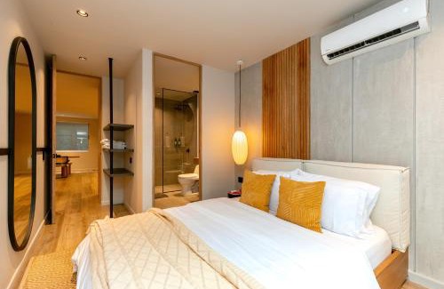 Las Lomas I Apartment | Spot Building