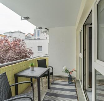 Cottbus Apartment | Spreewald-Apartment, 75qm, 2 Schlafzimmer, Tiefgarage, Balkon, Netflix, Waschtrockner