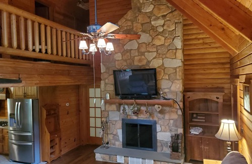 Strasburg House | Spring Acre Log Cabin