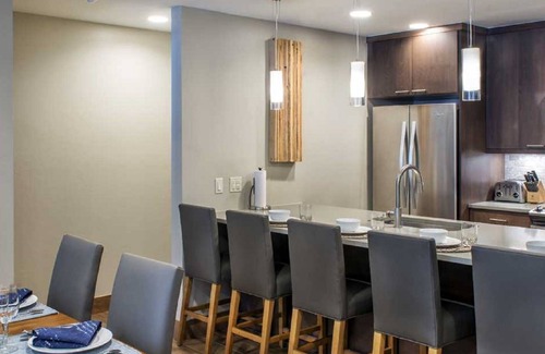 Peak 8 Resort | Spring Break Luxury Ski-in, Ski-out Resort - Best Location in Breckenridge!