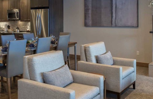 Peak 8 Resort | Spring Break Luxury Ski-in, Ski-out Resort - Best Location in Breckenridge!